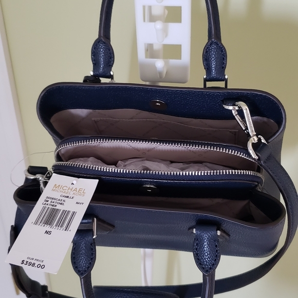 Michael Kors Bag - Picture 4 of 5